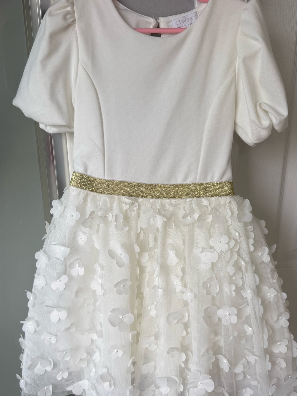 btween White Floral Applique Dress with Gold Waistband
